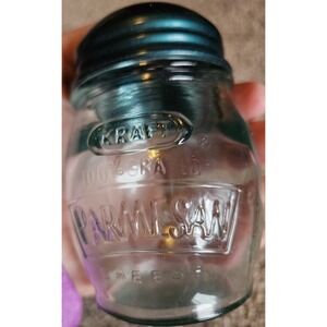 Vintage  Kraft Parmesan Cheese Shaker-Glass w Metal Lid